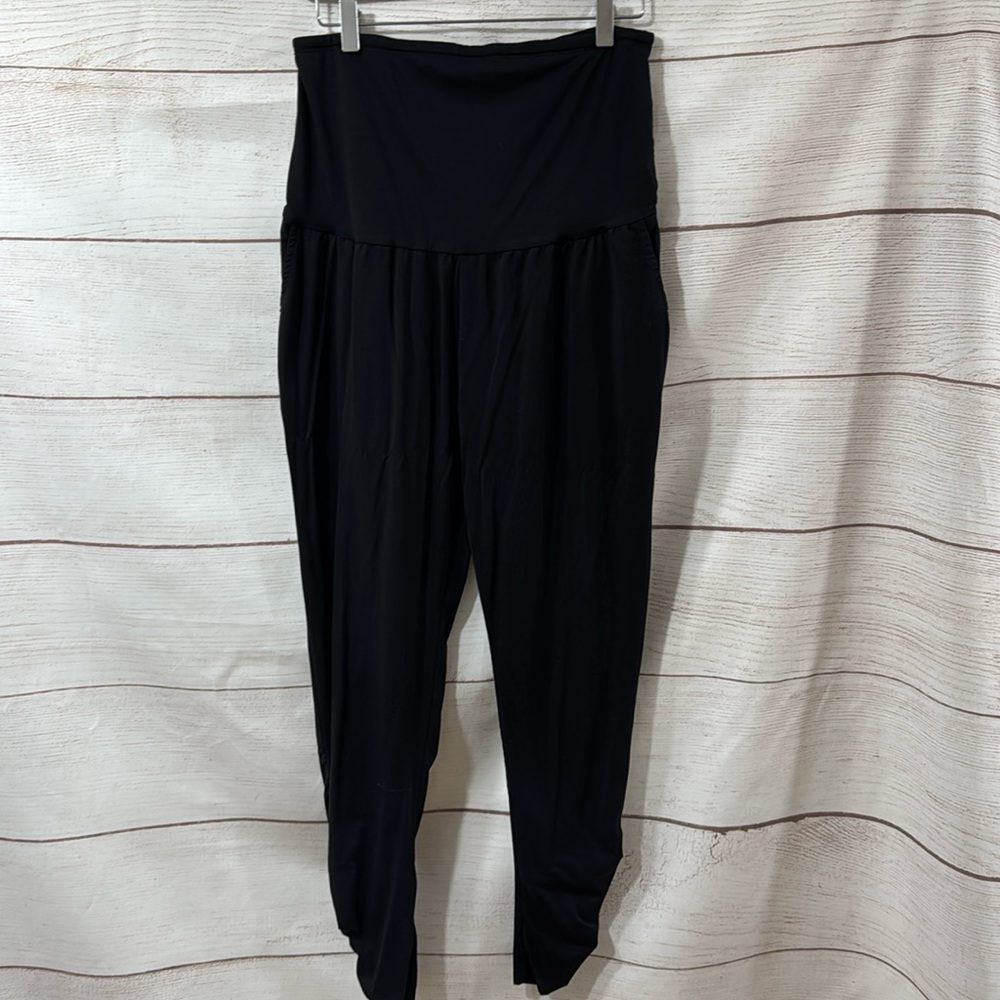 Women's black Summer & Sage maternity pants leggings Small